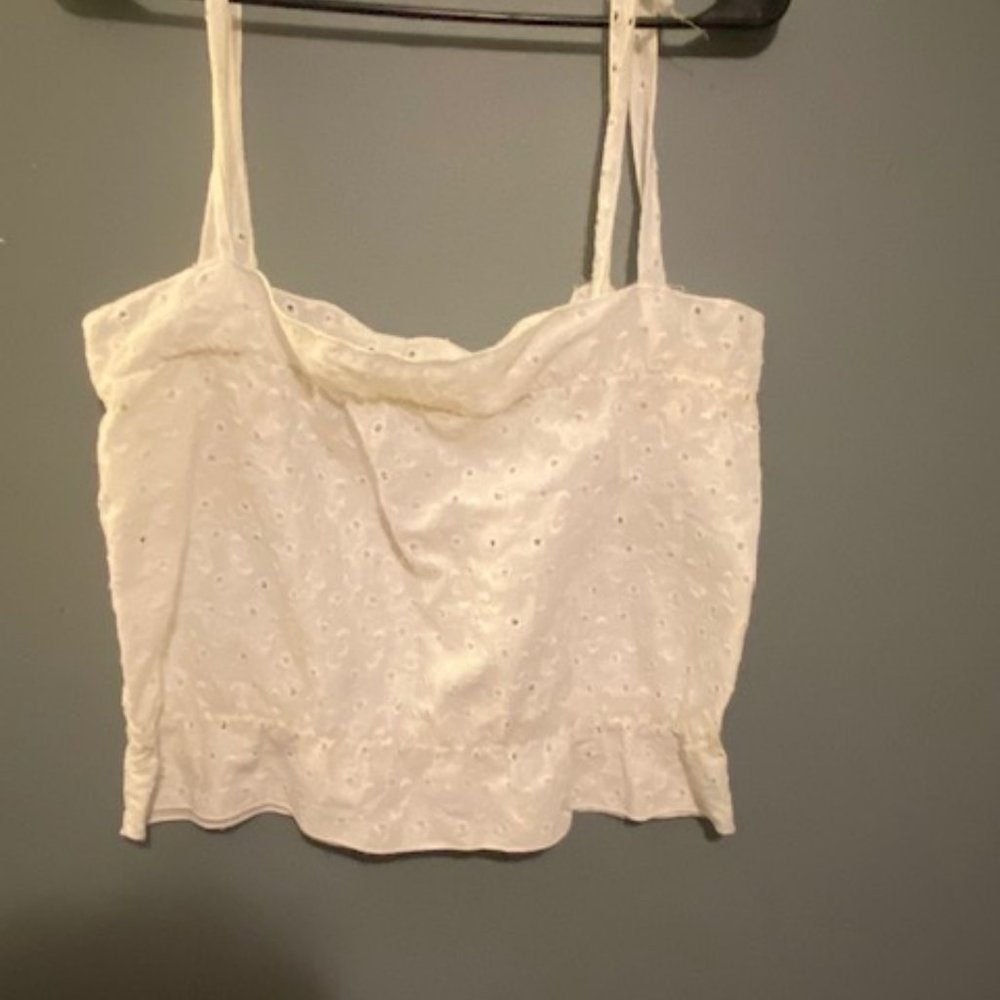 White Cotton Floral Crop Top Size Small